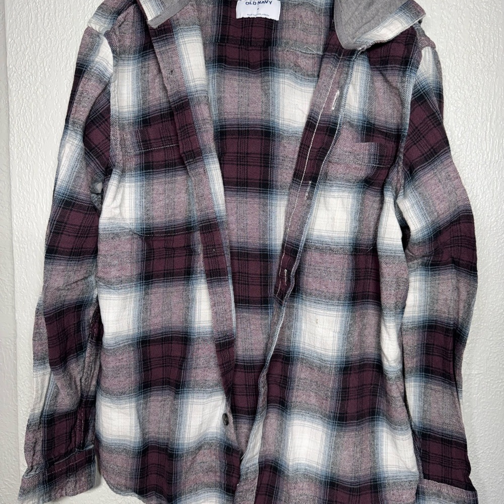 Old Navy Plaid Button-Up Shirt